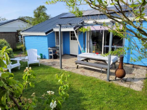 Cozy holiday bungalow for 4 people